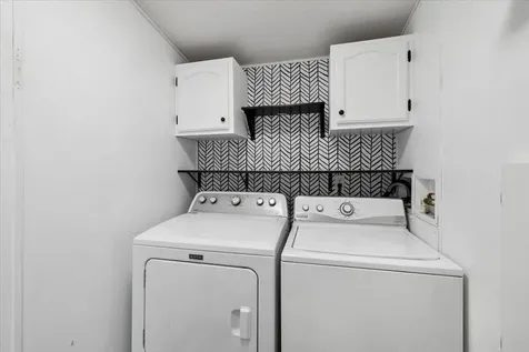 18 Stacey Drive Hopkinton NH 03229