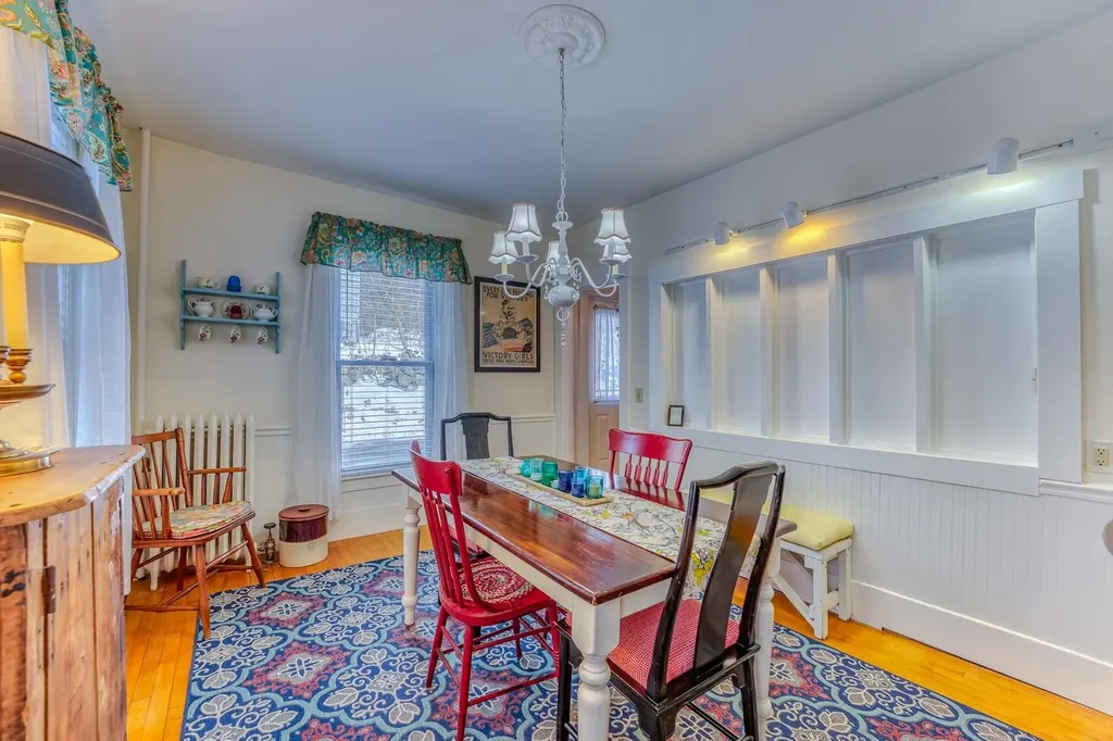 33 Hillview Terrace Littleton NH 03561