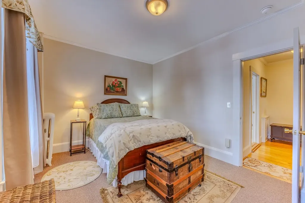 33 Hillview Terrace Littleton NH 03561