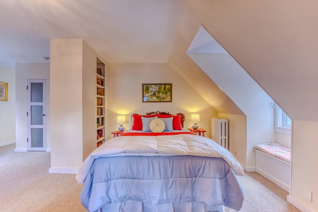 33 Hillview Terrace Littleton NH 03561