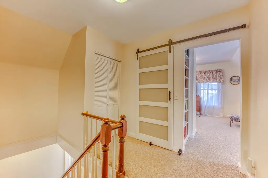 33 Hillview Terrace Littleton NH 03561