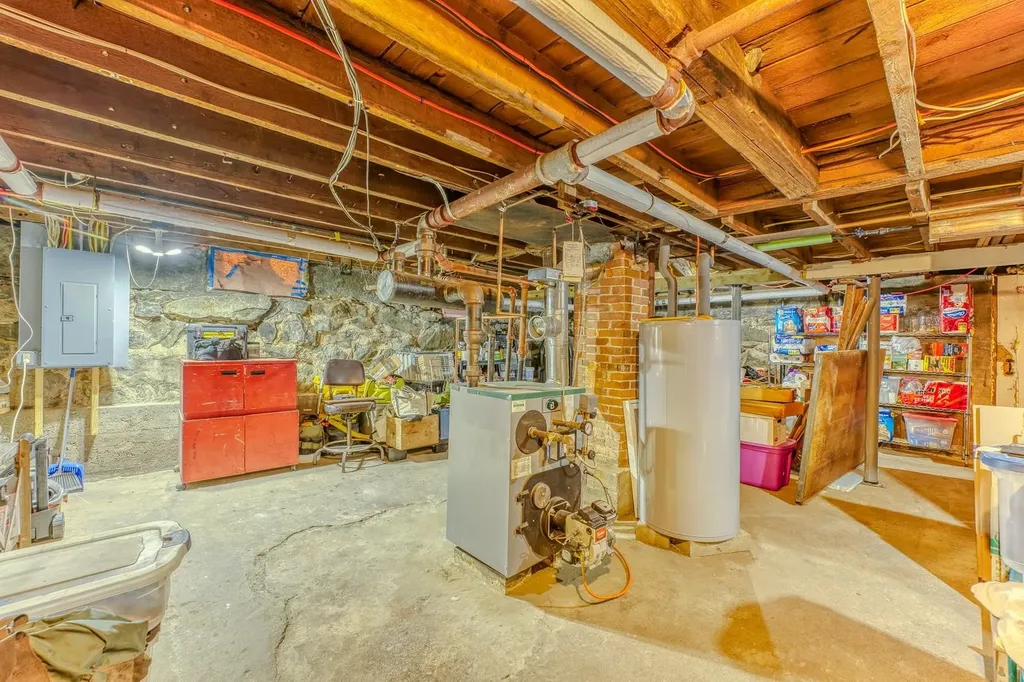 33 Hillview Terrace Littleton NH 03561