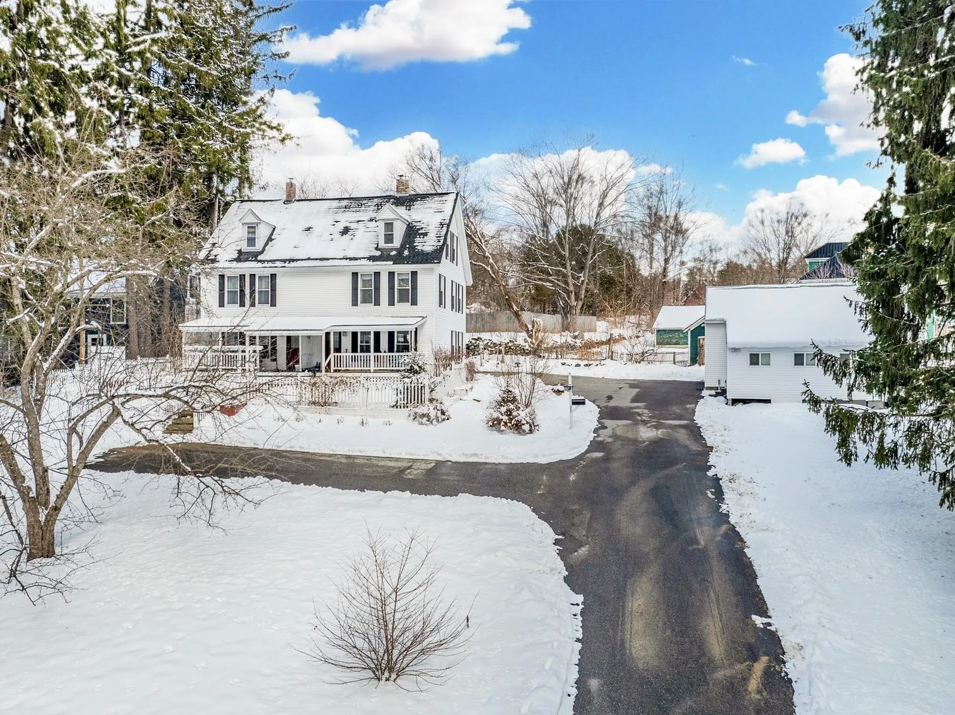 33 Hillview Terrace Littleton NH 03561