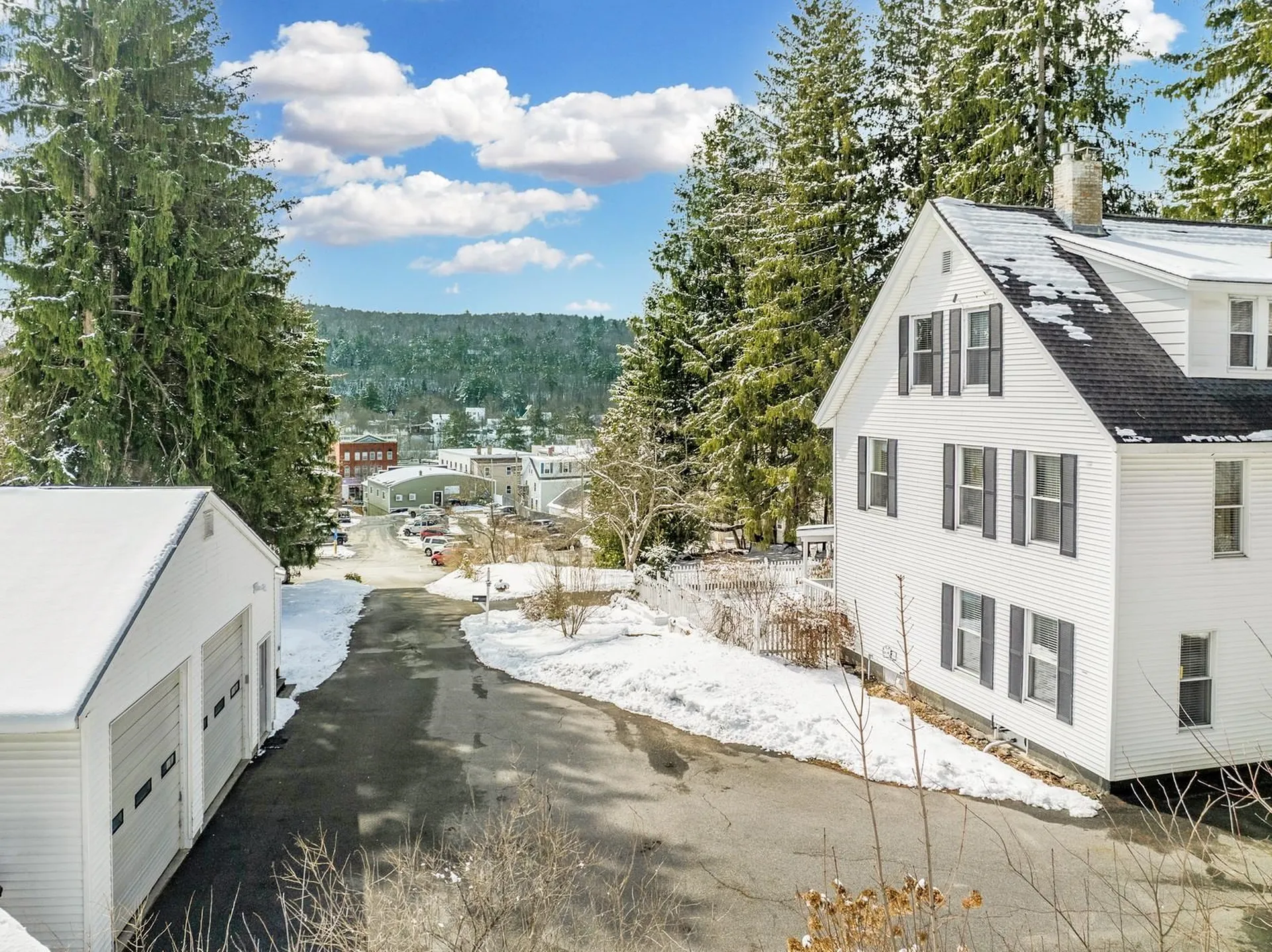 33 Hillview Terrace Littleton NH 03561