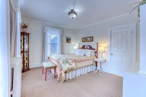 33 Hillview Terrace Littleton NH 03561