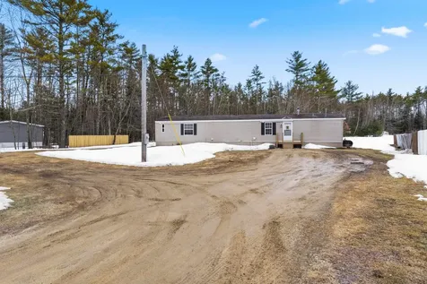 129 Salmon Falls Road Rochester NH 03868