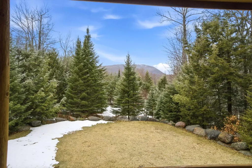 72 N Ridge Road Bradford NH 03221