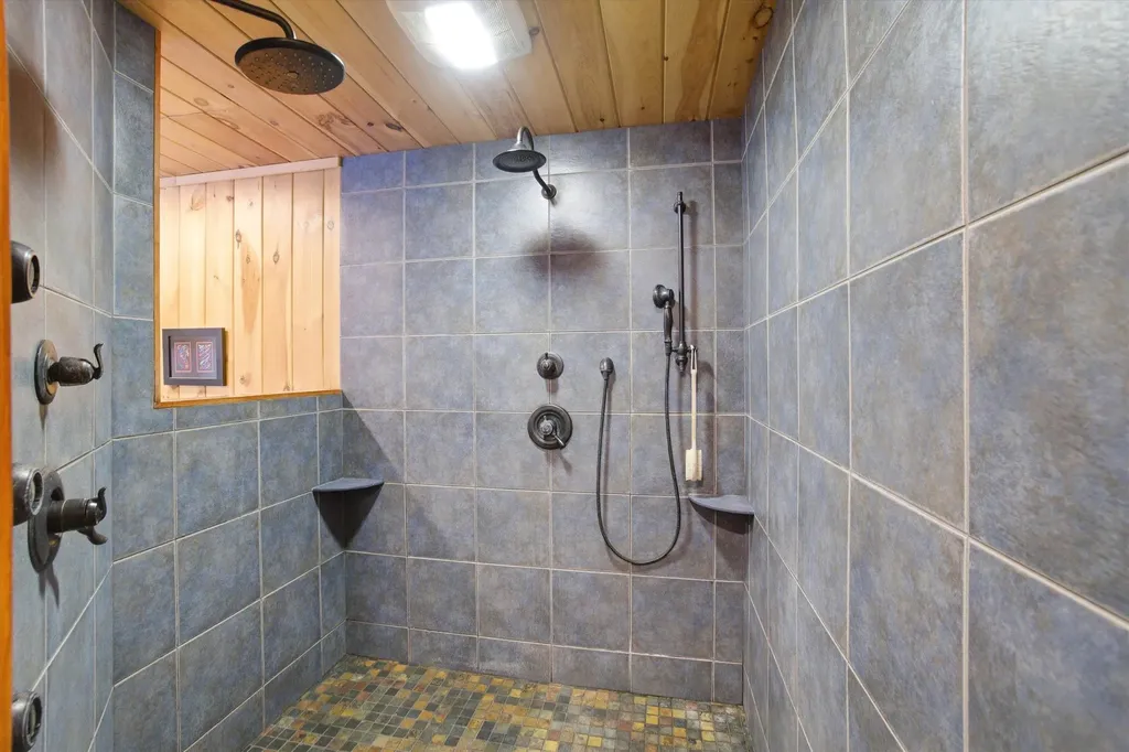 72 N Ridge Road Bradford NH 03221