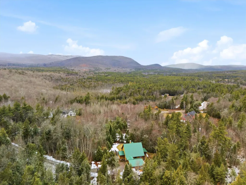 72 N Ridge Road Bradford NH 03221