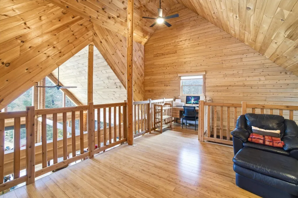 72 N Ridge Road Bradford NH 03221