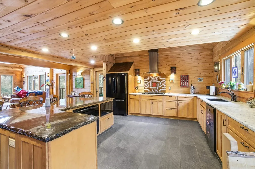 72 N Ridge Road Bradford NH 03221