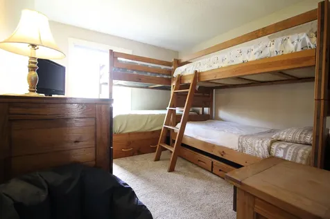 11 Sunny Side Way Waterville Valley NH 03215