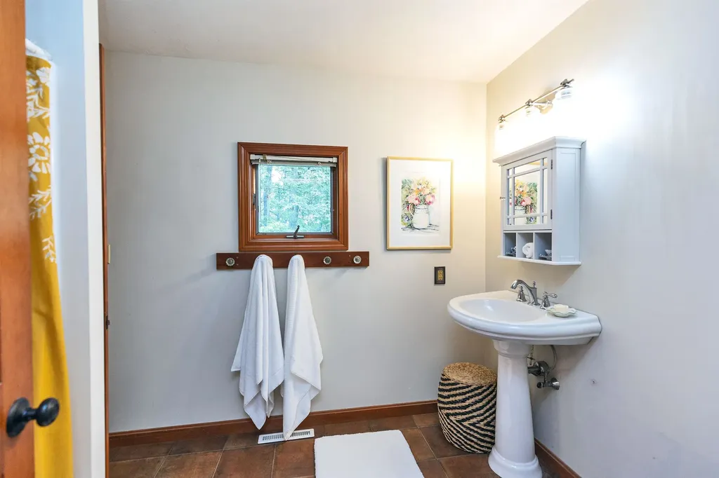 11 Kasey Drive Milford NH 03055
