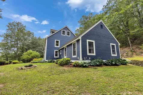 11 Kasey Drive Milford NH 03055