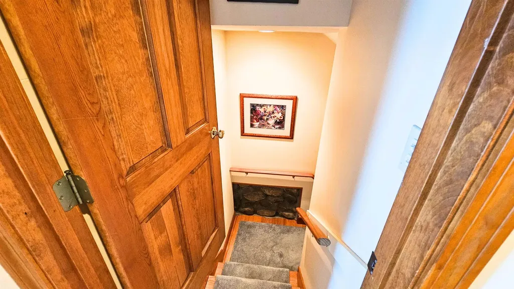 37 Cooks Pond Road Weathersfield VT 05156