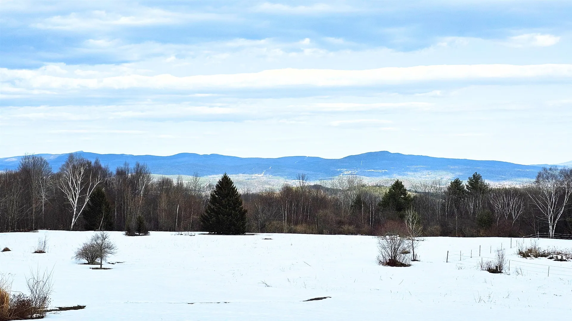 37 Cooks Pond Road Weathersfield VT 05156