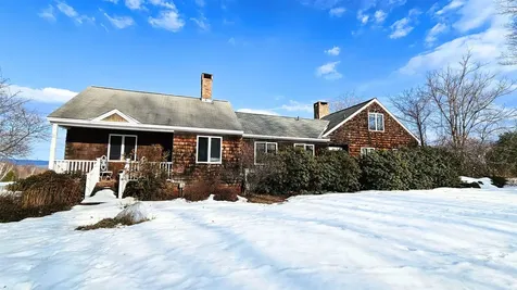 37 Cooks Pond Road Weathersfield VT 05156