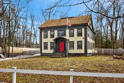 5 Sonata Court Rochester NH 03867