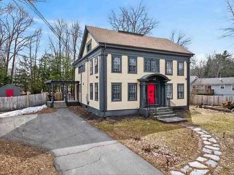 5 Sonata Court Rochester NH 03867