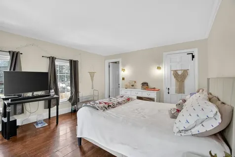 5 Sonata Court Rochester NH 03867