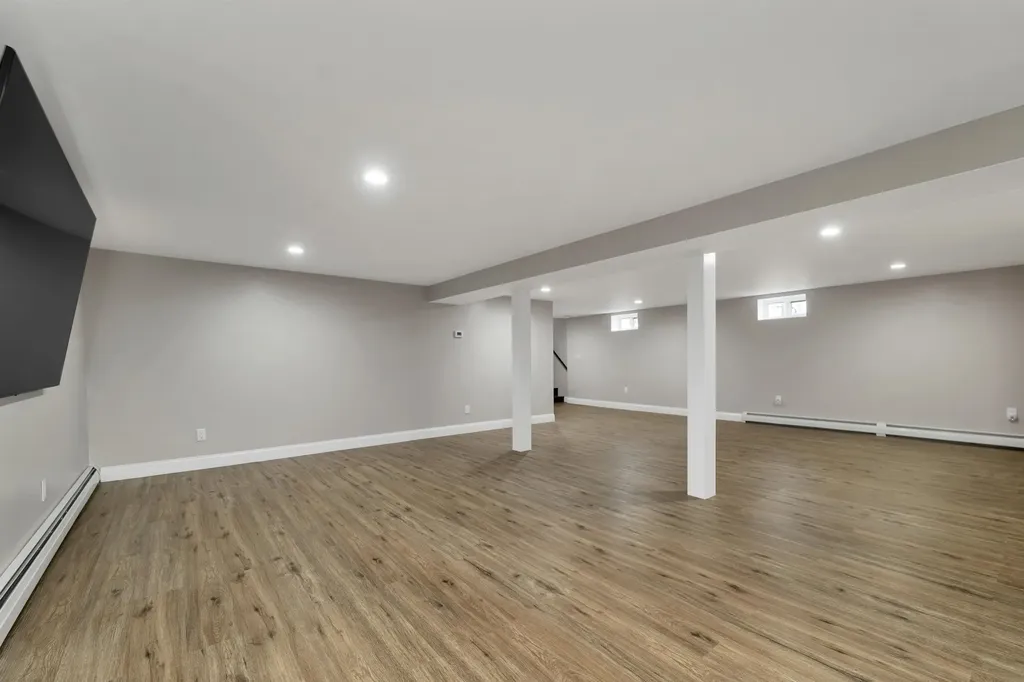 17 Winchester Street Portsmouth NH 03801