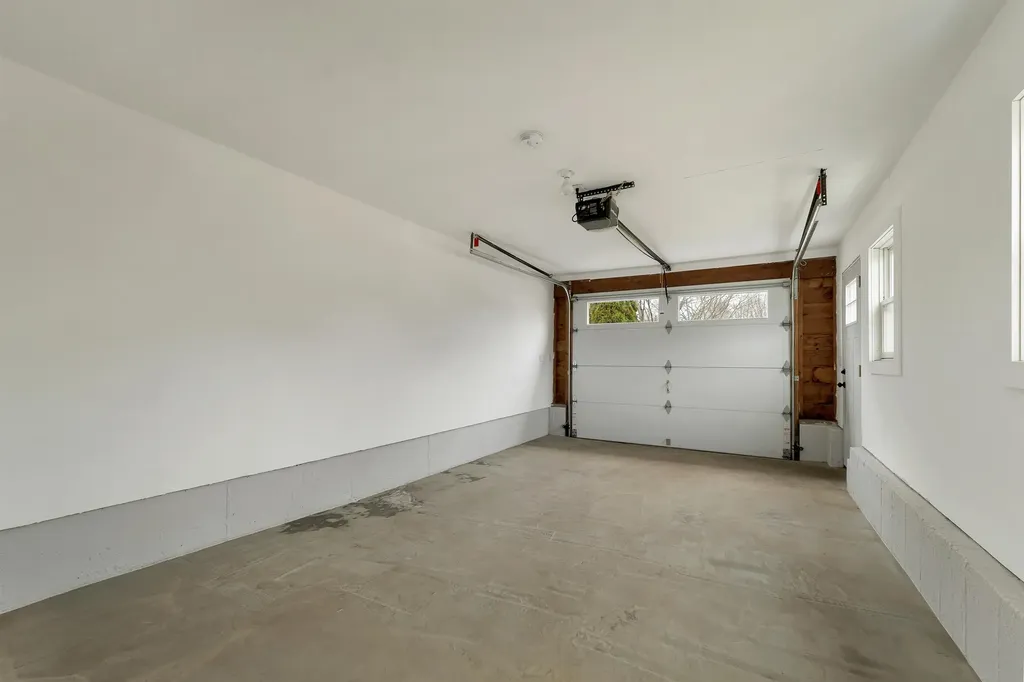 17 Winchester Street Portsmouth NH 03801