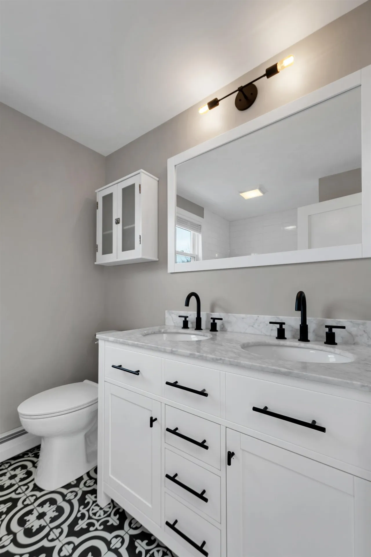 17 Winchester Street Portsmouth NH 03801