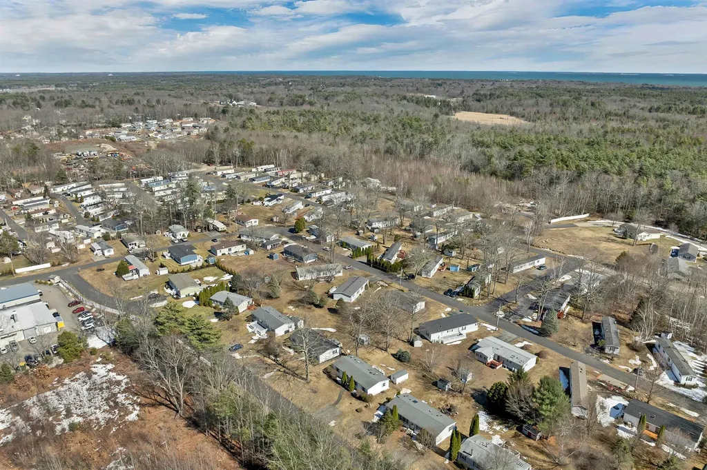 69 Oak Drive North Hampton NH 03862