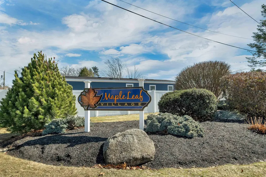 69 Oak Drive North Hampton NH 03862