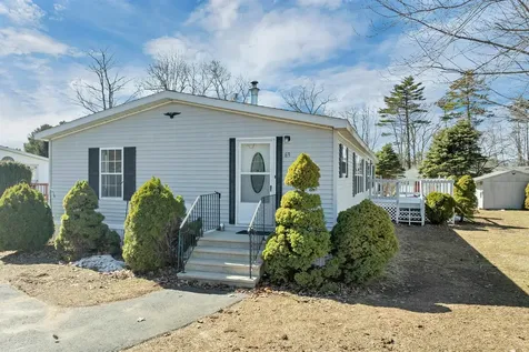 69 Oak Drive North Hampton NH 03862