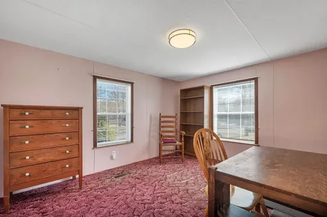 69 Oak Drive North Hampton NH 03862