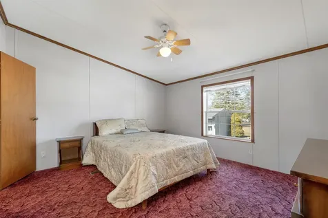 69 Oak Drive North Hampton NH 03862