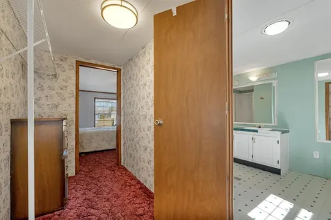 69 Oak Drive North Hampton NH 03862