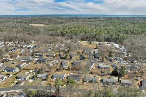 69 Oak Drive North Hampton NH 03862