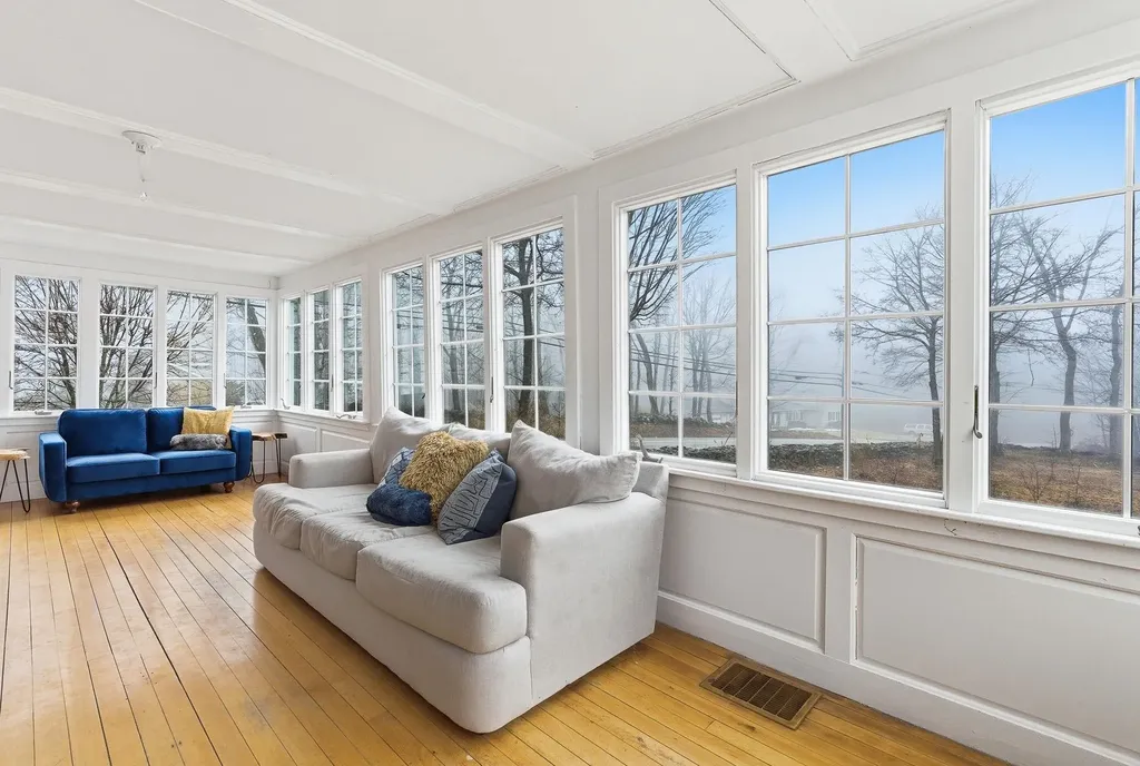 134 Range Road Windham NH 03087