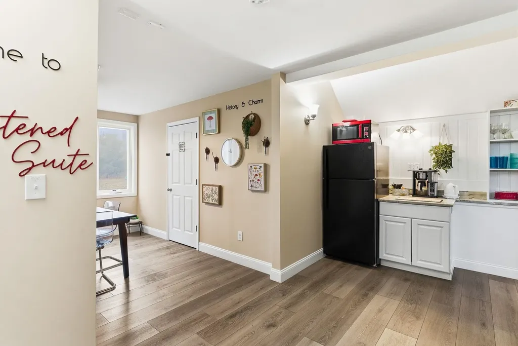 134 Range Road Windham NH 03087