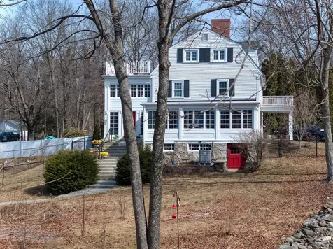 134 Range Road Windham NH 03087