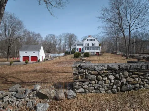 134 Range Road Windham NH 03087