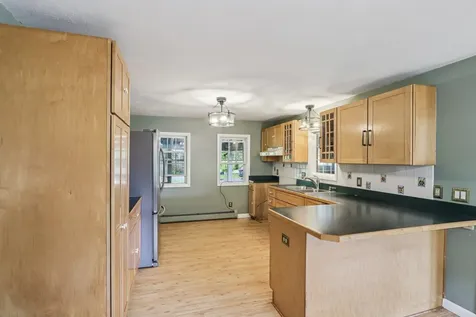 60 Ledge Farm Road Nottingham NH 03290