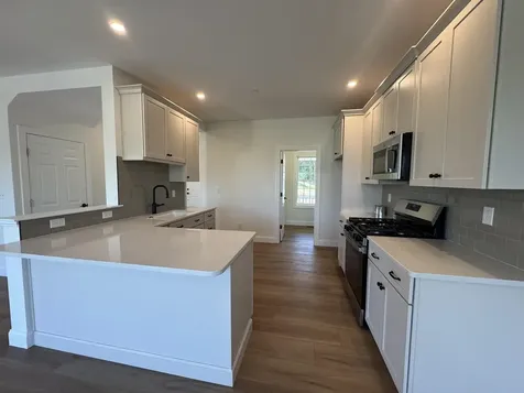 72 Lantern Drive Sandown NH 03873