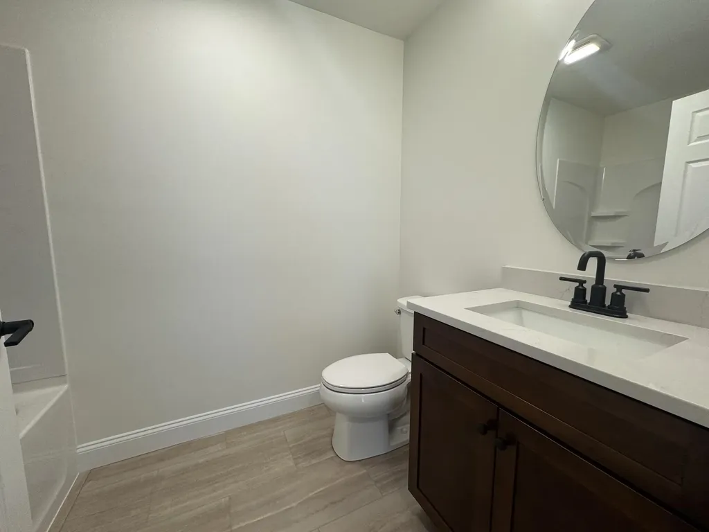 4B Dearborn Circle Goffstown NH 03045