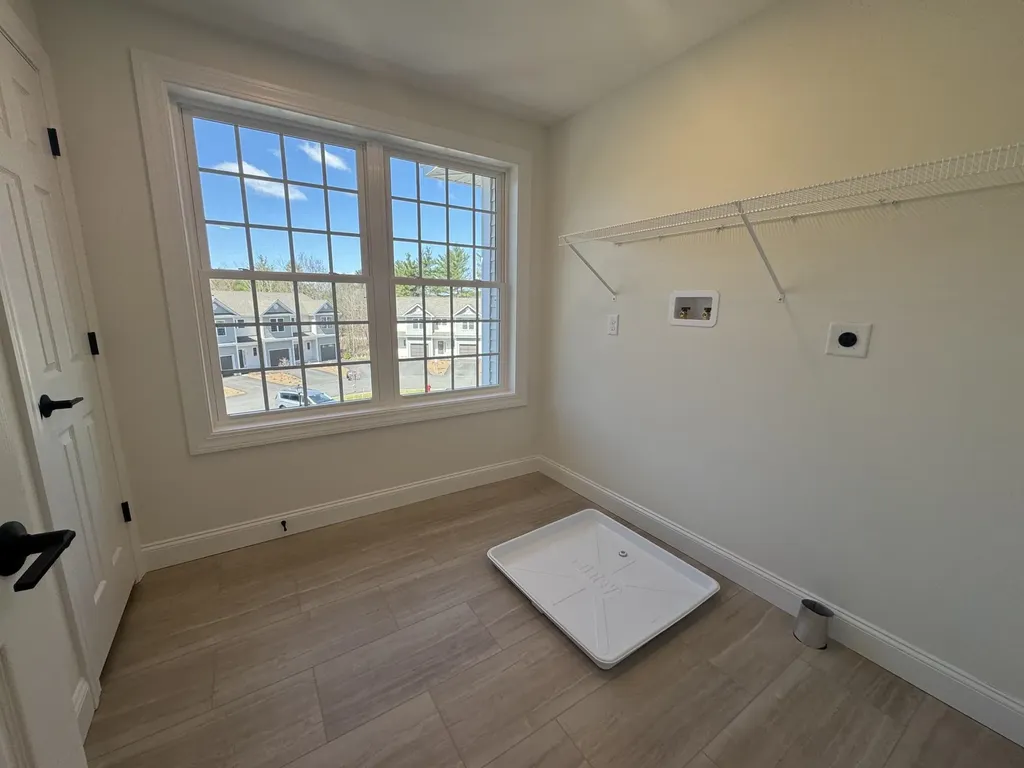 4B Dearborn Circle Goffstown NH 03045