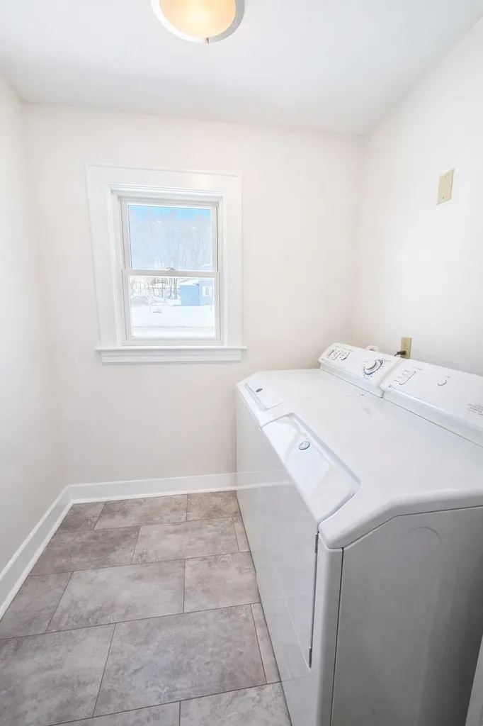 615 East Main Street Newport City VT 05855