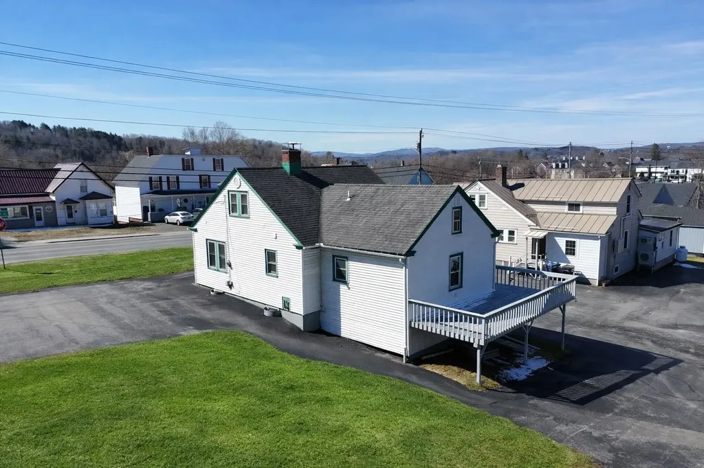 615 East Main Street Newport City VT 05855