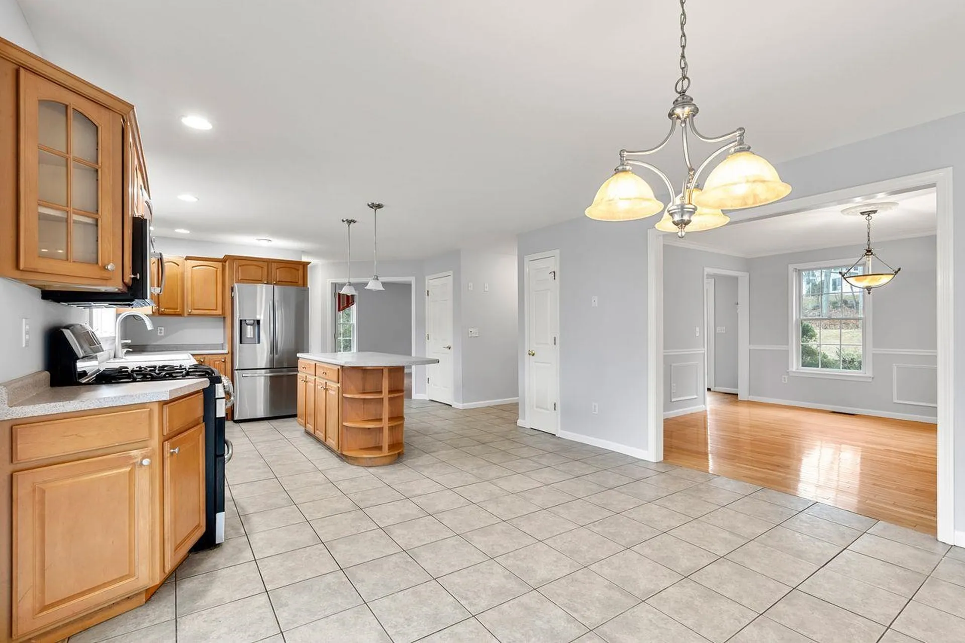 18 Koper Lane Pelham NH 03076