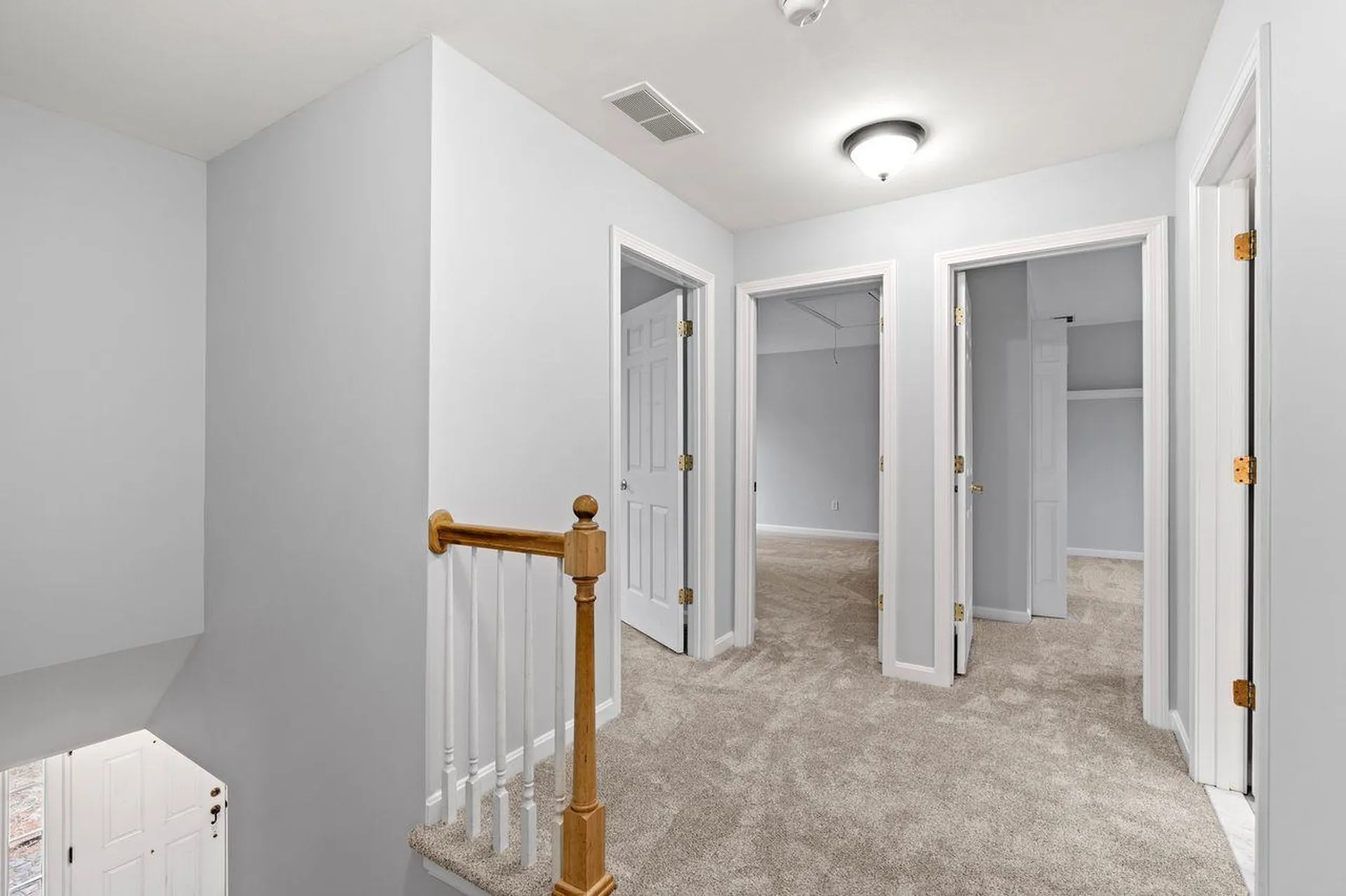 18 Koper Lane Pelham NH 03076