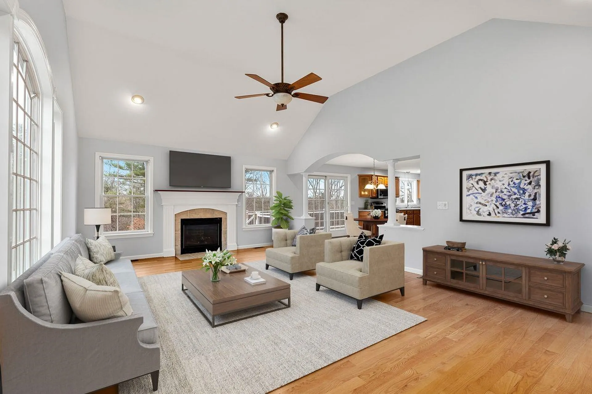 18 Koper Lane Pelham NH 03076