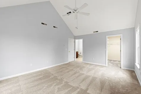 18 Koper Lane Pelham NH 03076