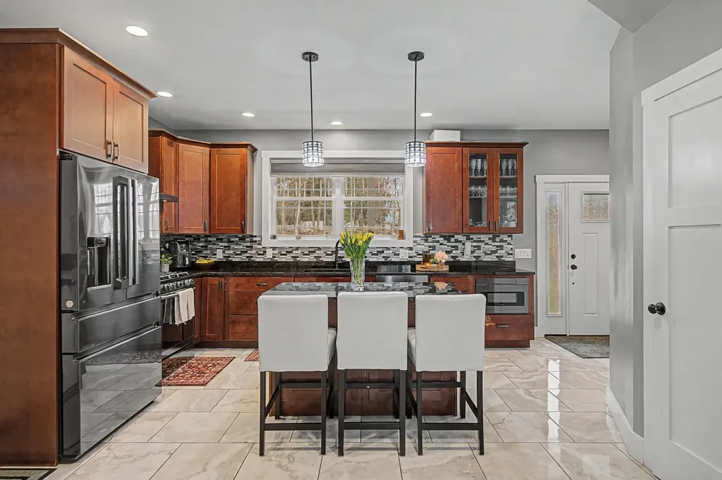 85 Paulines Way Colchester VT 05446