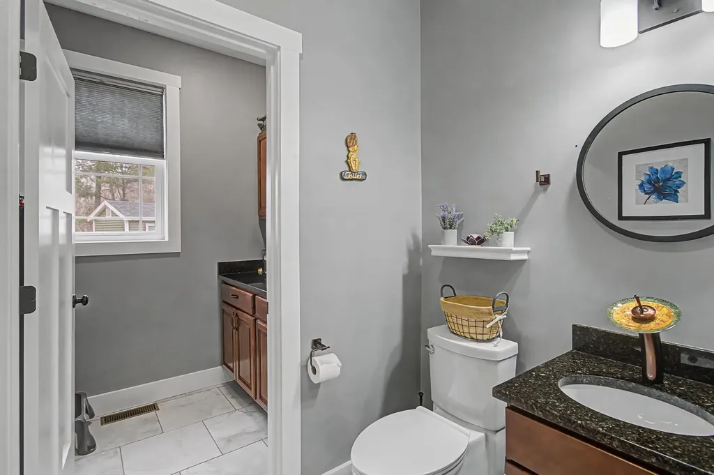 85 Paulines Way Colchester VT 05446